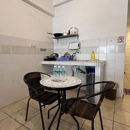 Kk City Api Api Block 3 Studio Homestay 2-3Pax Kota Kinabalu Exterior photo